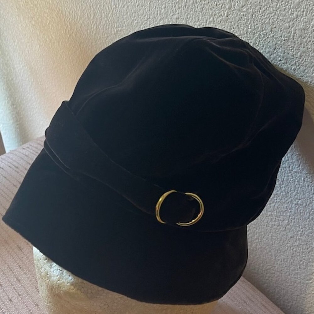 Vintage Betmar Ruched Brown Velvet Hat